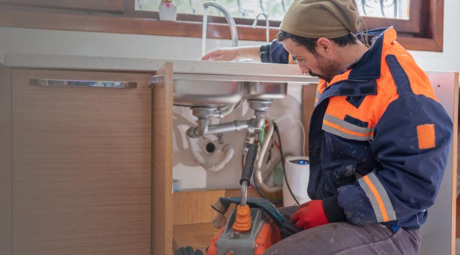 Local water heater installation in Redmond, OR